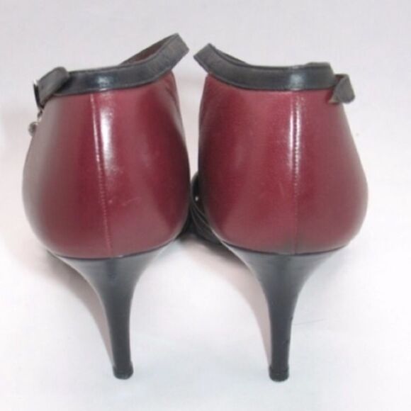 Chanel Leather Pumps Heels - Picture 7 of 8